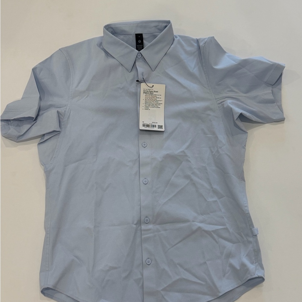 lululemon athletica Airing Easy Light Blue Short Sleeve Button-Down Shirt